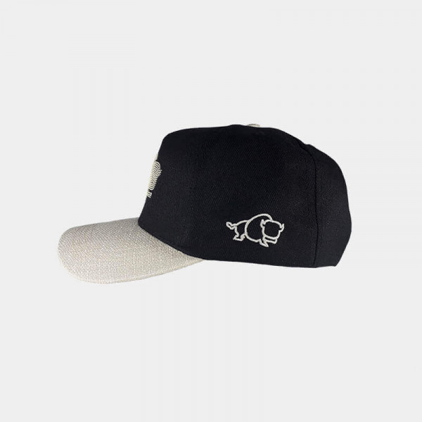 Boné SnapBack Black Bizon